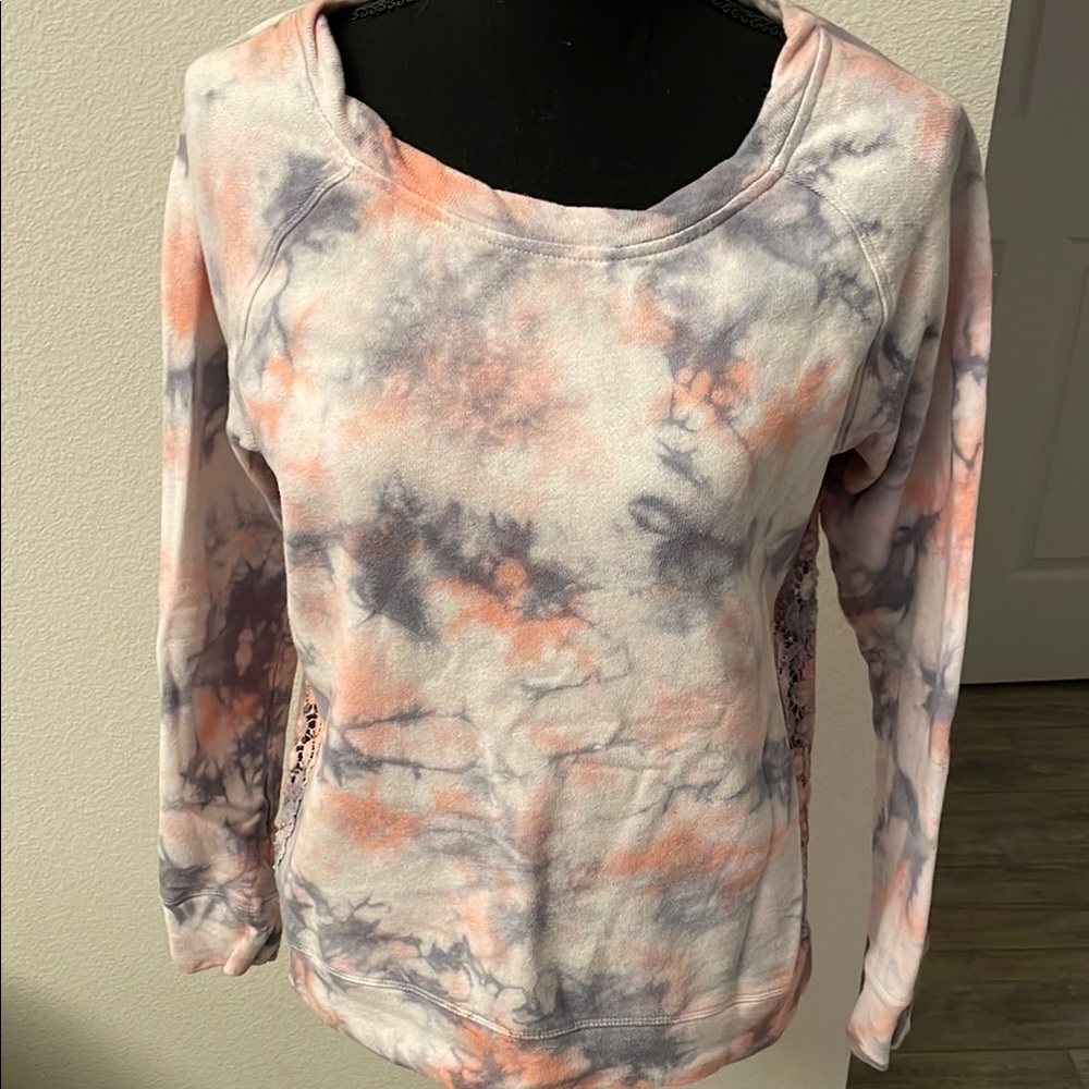 Kenzie Tie-Dye Long Sleeve Women's Top- stand out with stylish shirt